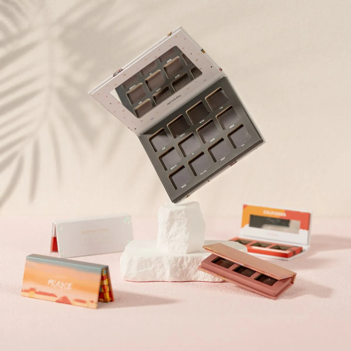 Custom Eyeshadow Palette Box — A Pink Baby packaging photo 4